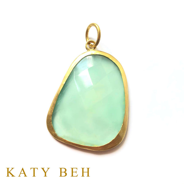 Gia Peruvian Chalcedony Pendant