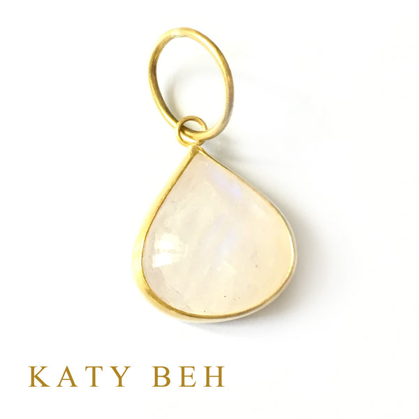 Maddie Moonstone Pendant